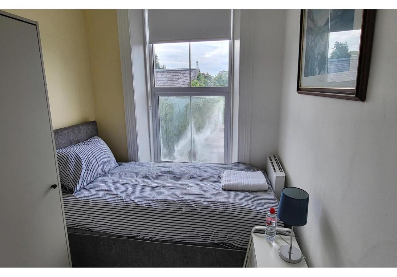 Naas Town - Budget Double Bedrooms Eksteriør bilde